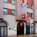 酒店 Ibis Centre - Renove En 2026
