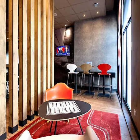 Ibis Centre - Renove En 2026 מלון אז'ן